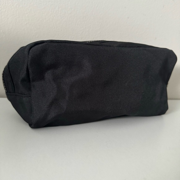 NWOT  GIVENCHY POUCH/COSMETIC BAG - Picture 6 of 8